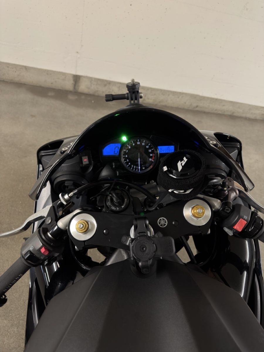 Yamaha Strada: Yamaha YZF-R1 rn19 – Usato da Basel venduto da luc_6rpm 4