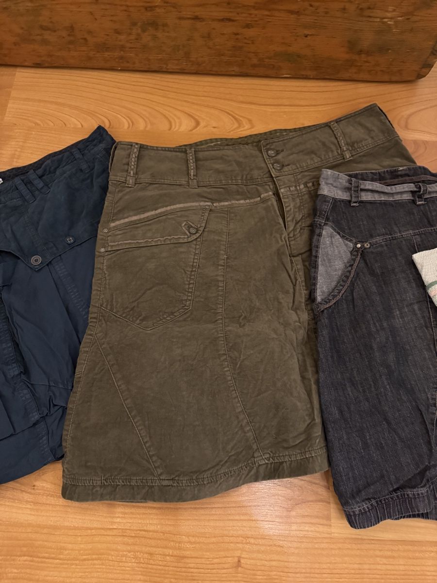 Kleiderpakete: Nile Damen Röcke 4er Set Gr.XL – Gebraucht aus Müntschemier von lunalena13 2
