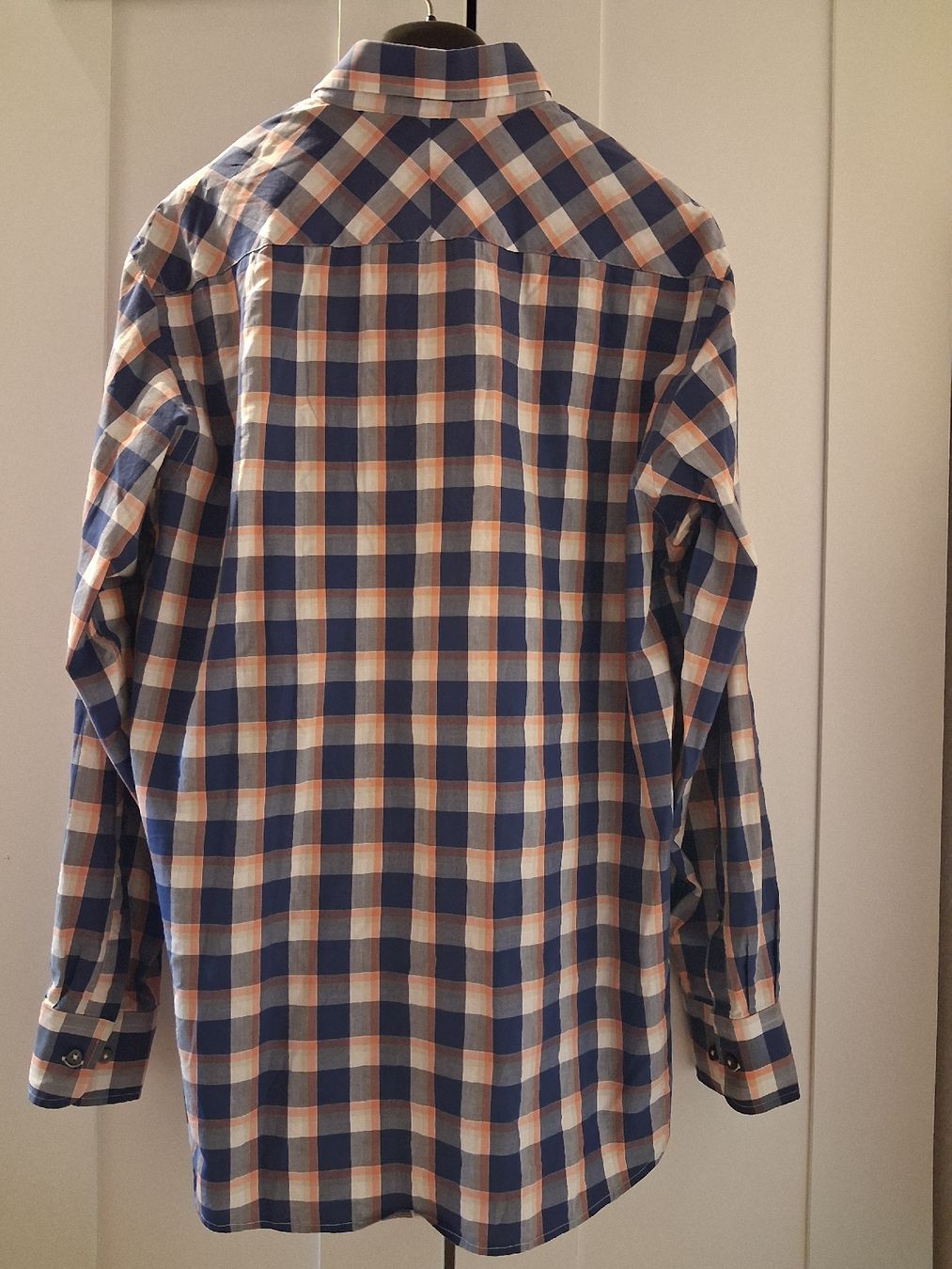 Camicie: Hemd mit langen Ärmeln – Nuovo (secondo la descrizione) da Mettmenstetten venduto da sell4purpose 3
