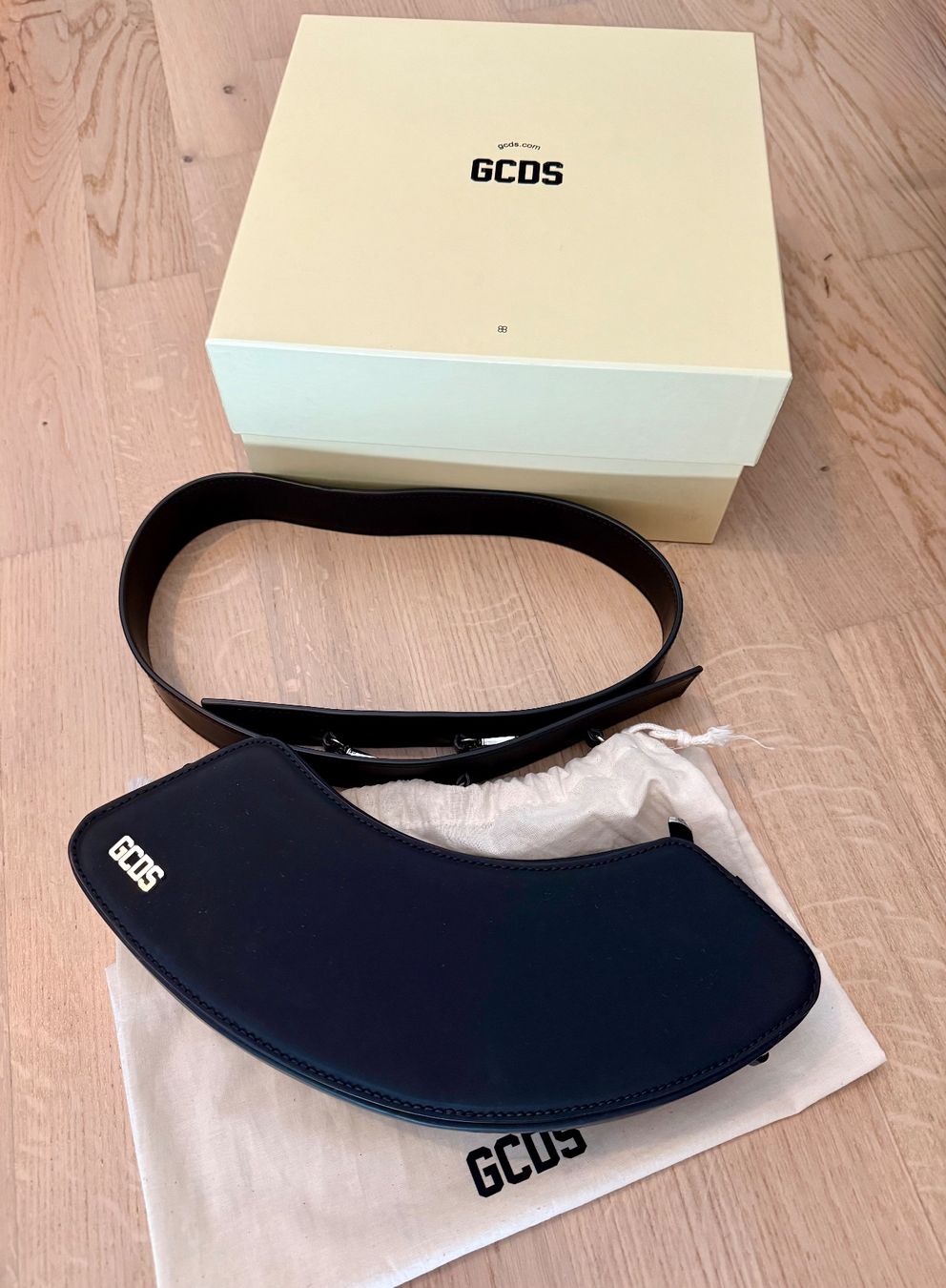 Borse: GCDS Tasche – Usato da Däniken SO venduto da tin_9g9h 1