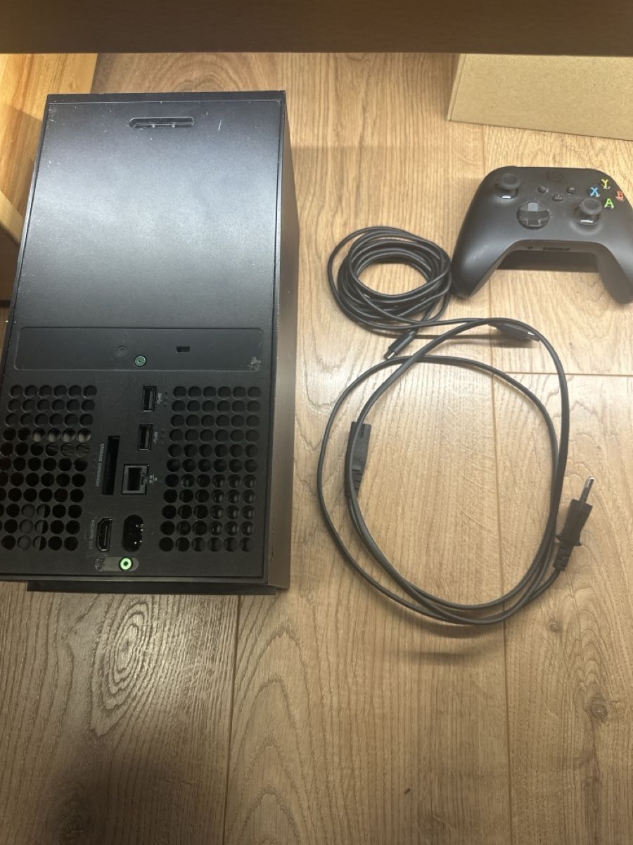 Microsoft Console: Xbox series X – Usato da Liebistorf venduto da Louisella 4