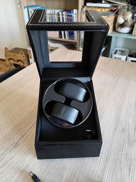 Uhrenboxen: Boîte à montres automatiques  – Gebraucht aus St-Cergue von djulien