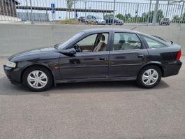Opel Vectra B 2.6 V6 Automat - frisch ab MFK 08.2026