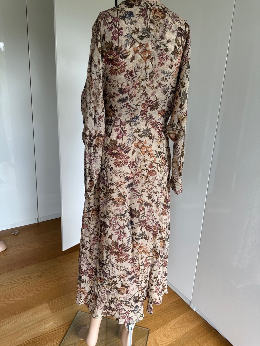 Massimo Dutti Vestiti: Kleid von Massimo Dutti (ungetragen) – Nuovo (secondo la descrizione) da Thalwil venduto da GerSutter 3
