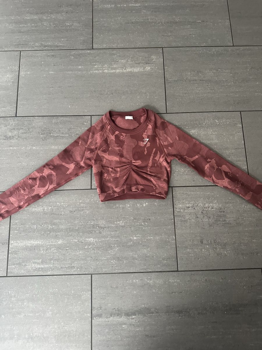 Gymshark Tops: Gymshark croptop – Neuf (Voir description) à Lumbrein par nin_558g