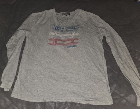 Tommy Hilfiger Longsleeve Shirt mit Skateboard Aufdruck 152