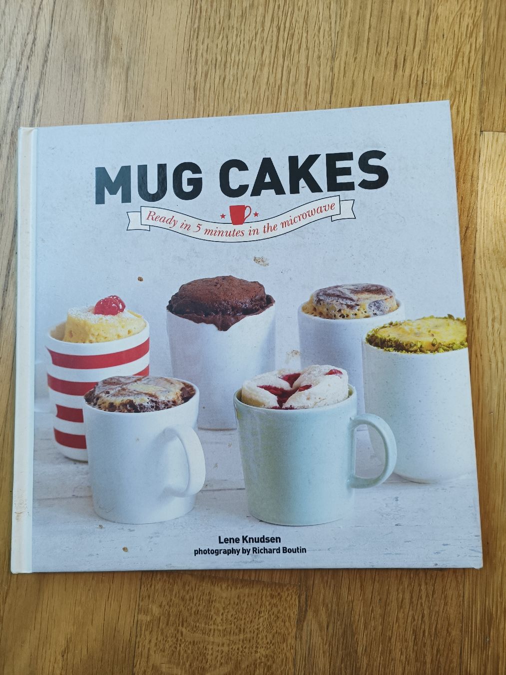 Libri: Rezeptbuch mug cakes - englisch – Usato da Muri AG venduto da Suiphi