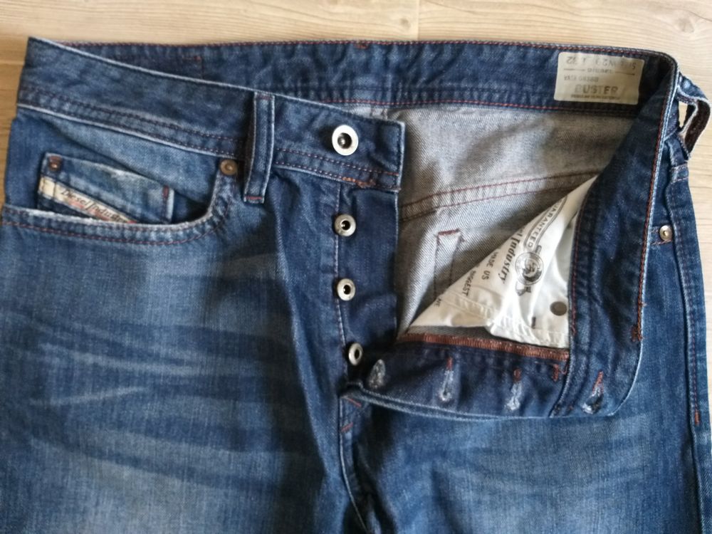Diesel Jeans: DIESEL Jeans BUSTER taille / Grosse W29 L32 – Usato da Cossonay-ville venduto da Super-Price-Quality 4