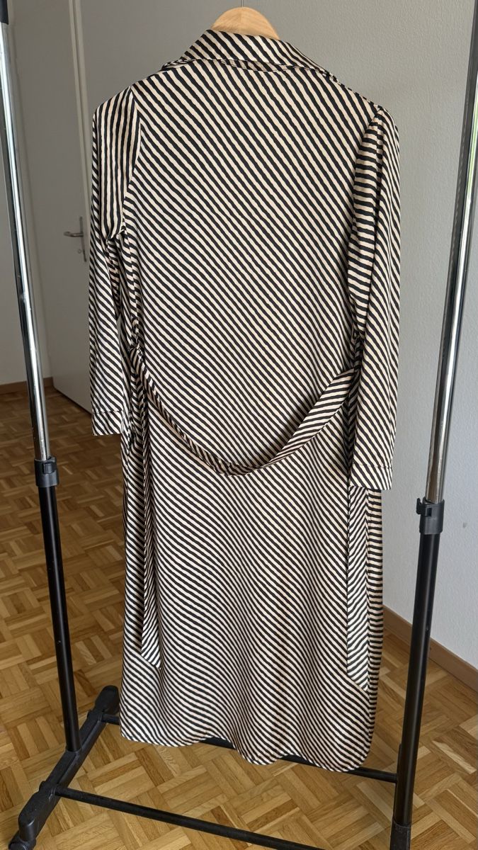 Vestiti: Wunderschönes italienisches Kleid – Usato da Schaffhausen venduto da R_Muzh 1