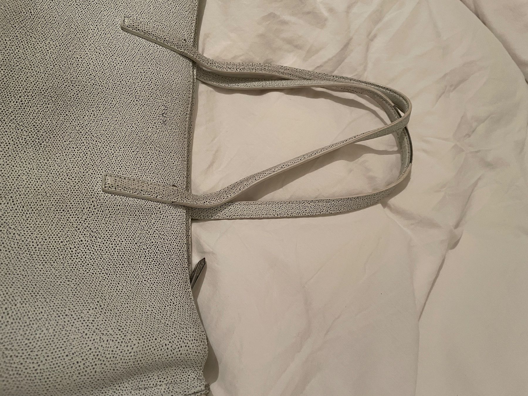 Taschen für Damen: Aritzia tote bag leather – Gebraucht aus Zürich von lulu_c 8