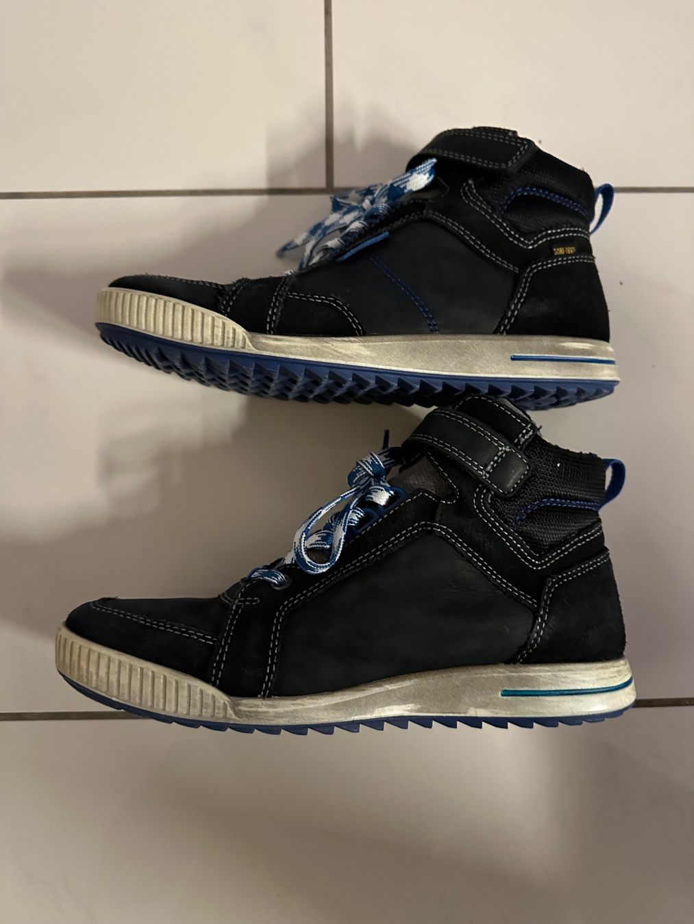 Ecco Scarpe per ragazzi: Wasserdichte Winterschuhe Ecco Gr.39 – Usato da Biel-Benken BL venduto da Sahra1 2