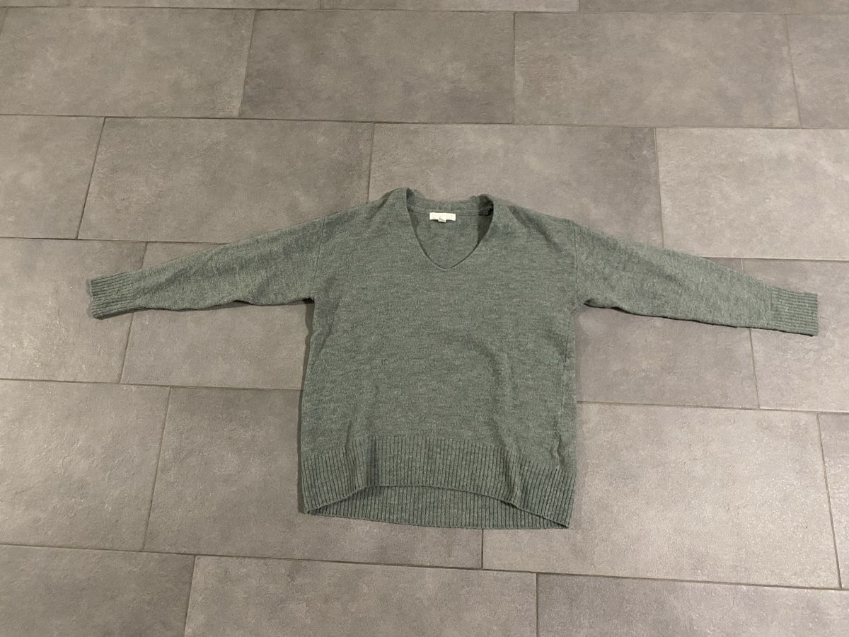 H&M Pullover & Sweatshirts: H&M Damenpullover, Gr. XS, wenig getragen – Gebraucht aus Ramsen von _J4N4_01