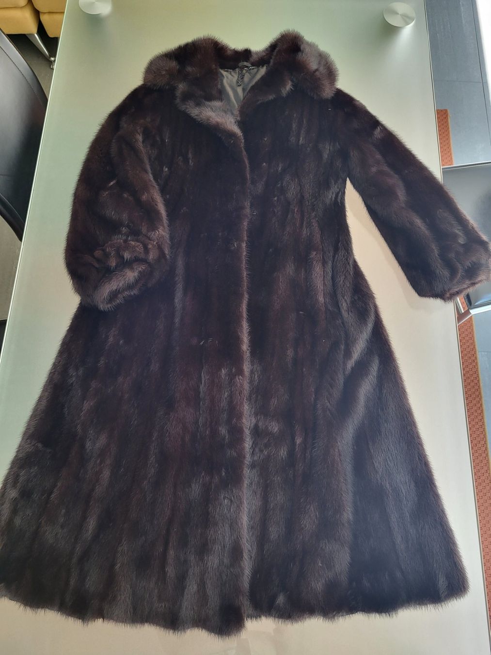 Nerz Manteaux: Eleganter Nerzmantel, Grösse 36 – D'occasion à Berg par Yogi67