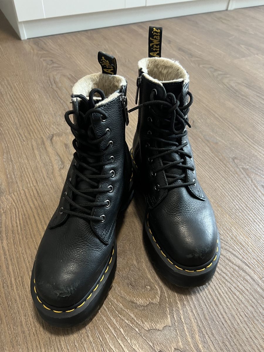 Dr. Martens Damenschuhe: Dr. Martens gefütterte Winterboots Gr. 38 – Gebraucht aus Illnau von Michele0210_