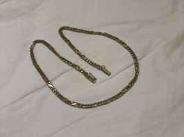 Collier plaqué or, excellent état, 17cm de diamètre