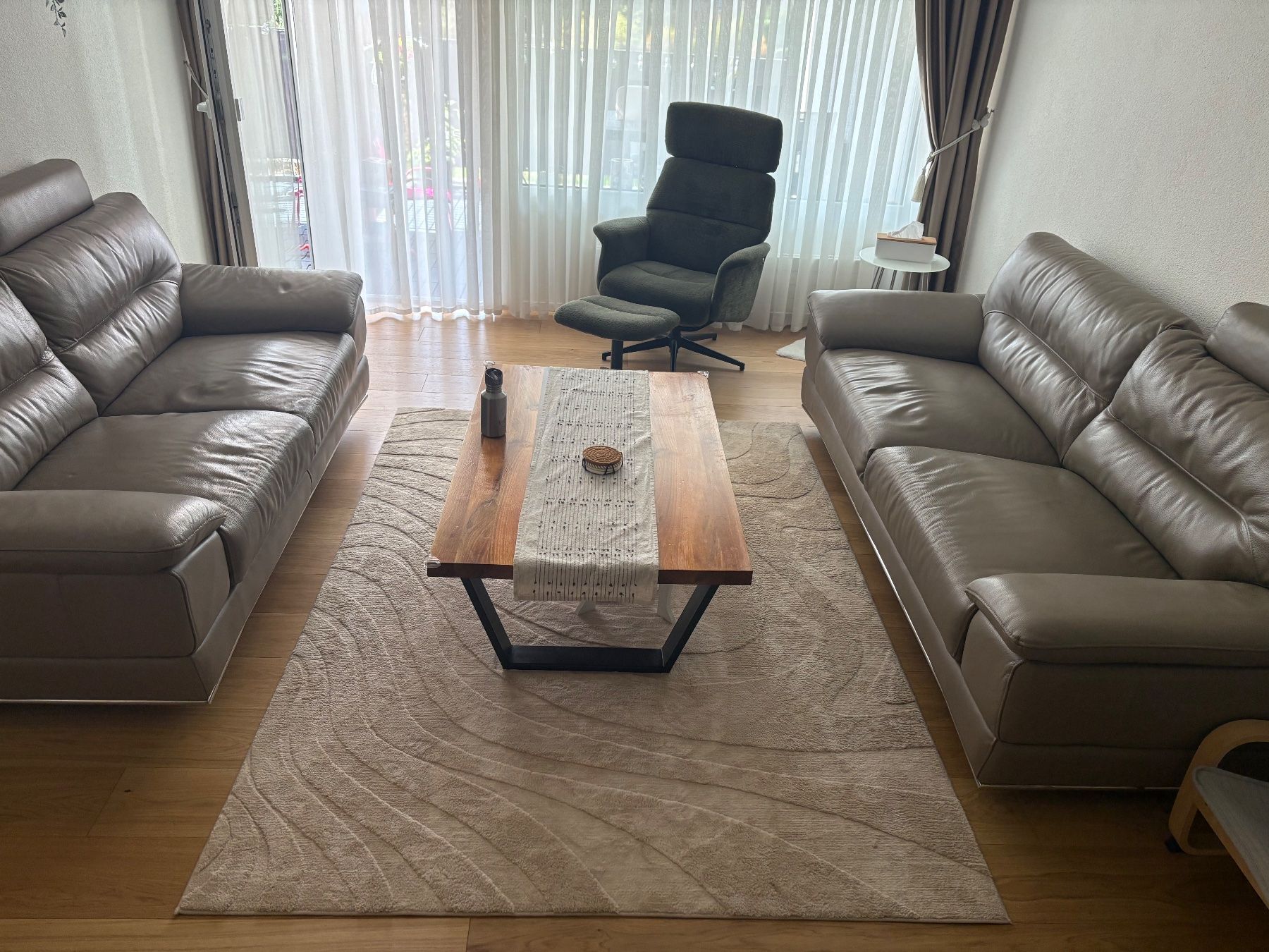Conforama Sofas: Set 2 Sofagarnitur 3 sitzer und 2 sitzer – Gebraucht aus Gossau SG von nen_8tj8 2