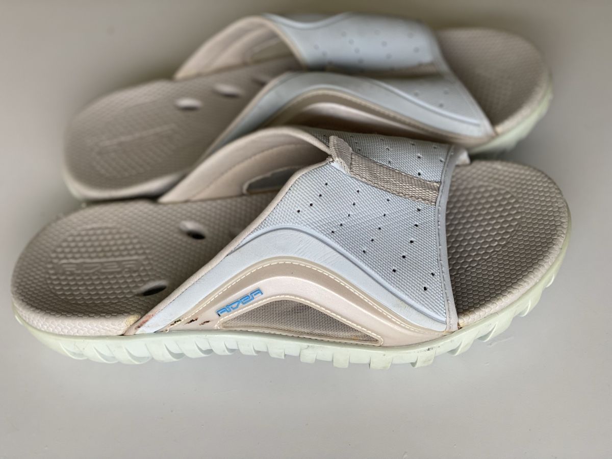 Scarpe da uomo: Sommerschuhe Badeschuhe Gr. 40/41 – Usato da Wädenswil venduto da JJ15 1