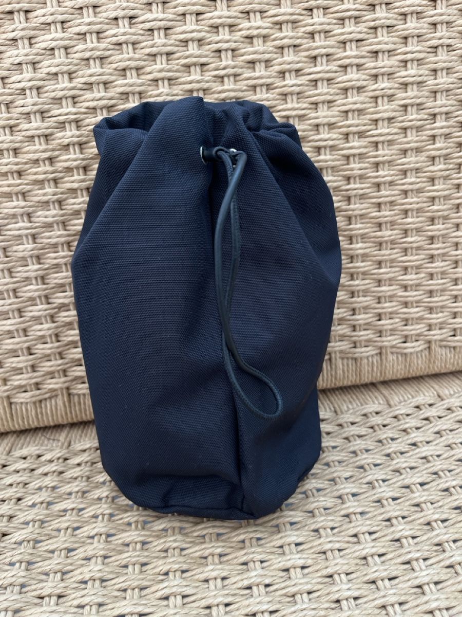 The Row Borse: The Row Nylon Clutch schwarz – Nuovo (secondo la descrizione) da Zürich venduto da ehupp 1
