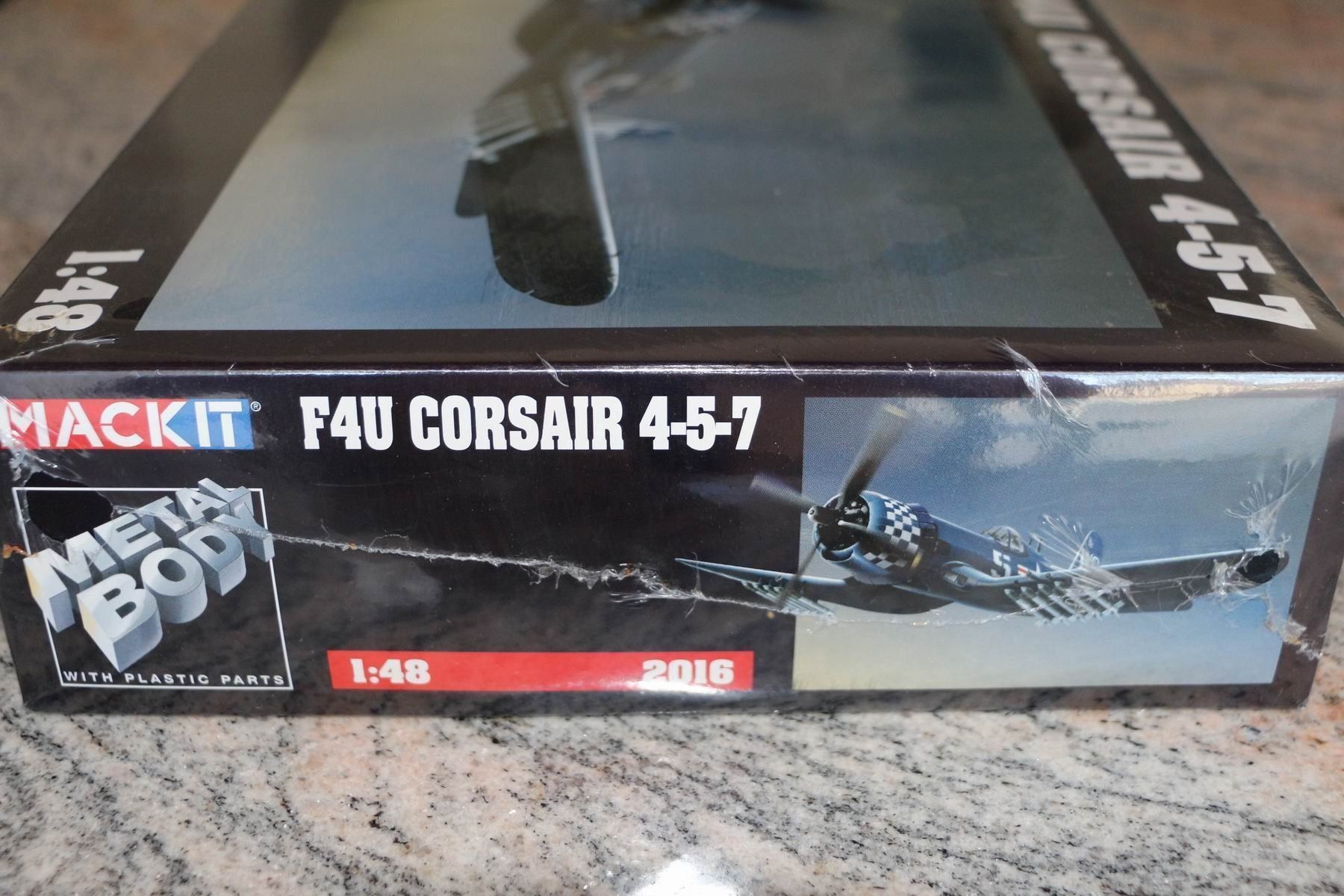 Modellbausätze & Standmodelle: F4U Corsair 4-5-7 1/48 MackIT – Neu und originalverpackt aus Mörschwil von Ferrari-V8 4