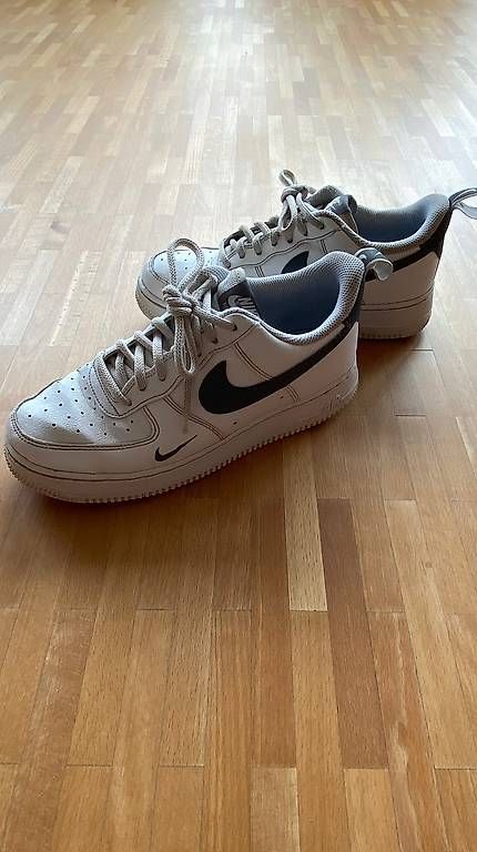 Scarpe da donna: Nike Airforce, Grösse 38,5/5,5 – Usato da Winterthur venduto da Lini08