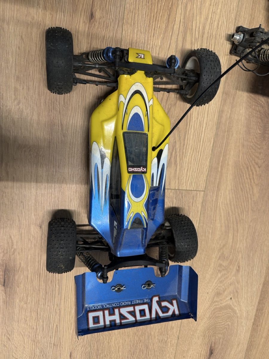 Kyosho Modellismo RC: Kyosho auto RC vintage: set – Usato da basel venduto da Swiss._.1978 3