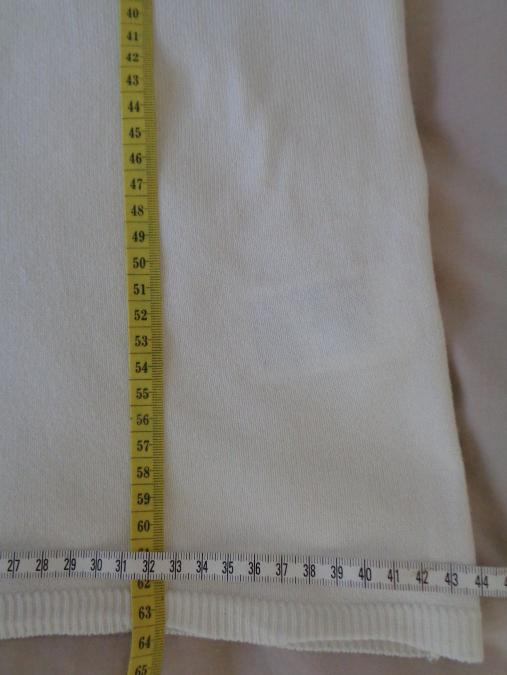 H&M Maglioni & Felpe: Pullover Damen, ohne Ärmel, H&M – Usato da Tafers venduto da kor_jf9w 7