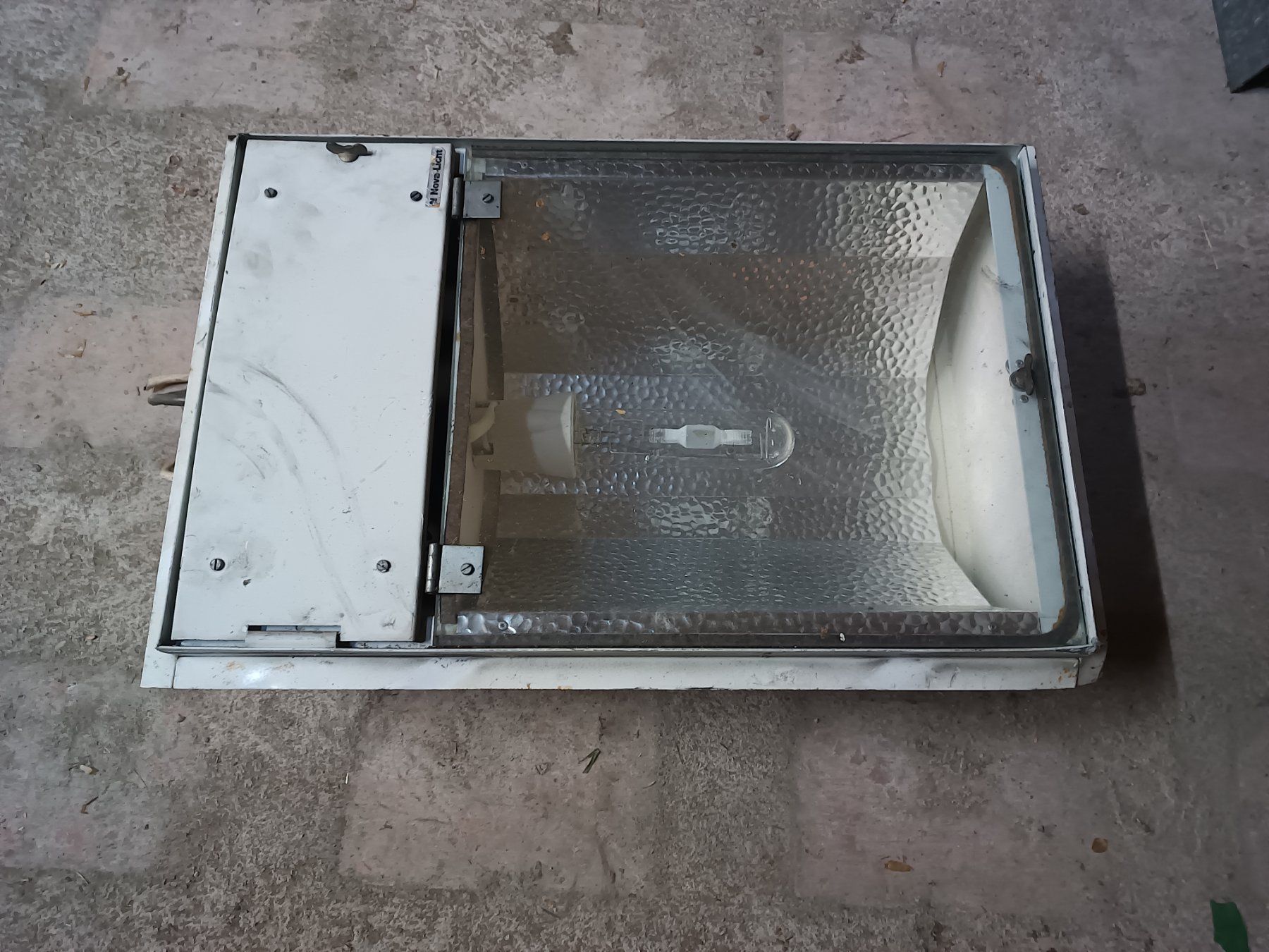 Lampen: Projecteur/lampe, éclairage de plafond – Gebraucht aus La Russille von Arben2004 1