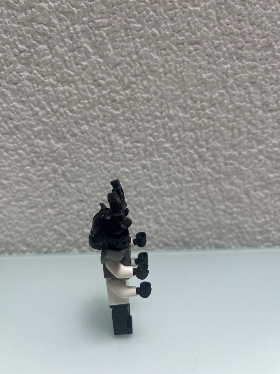 Lego Statuette: Lego Ninjago Minifigur – Usato da Kernenried venduto da natuerlichinholz 1
