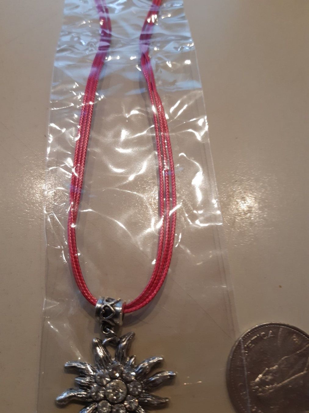 Catenine: Grosses Edelweiss kette rot – Nuovo e nell'imballaggio originale da Ibach venduto da chaemilochhobbygarte 2