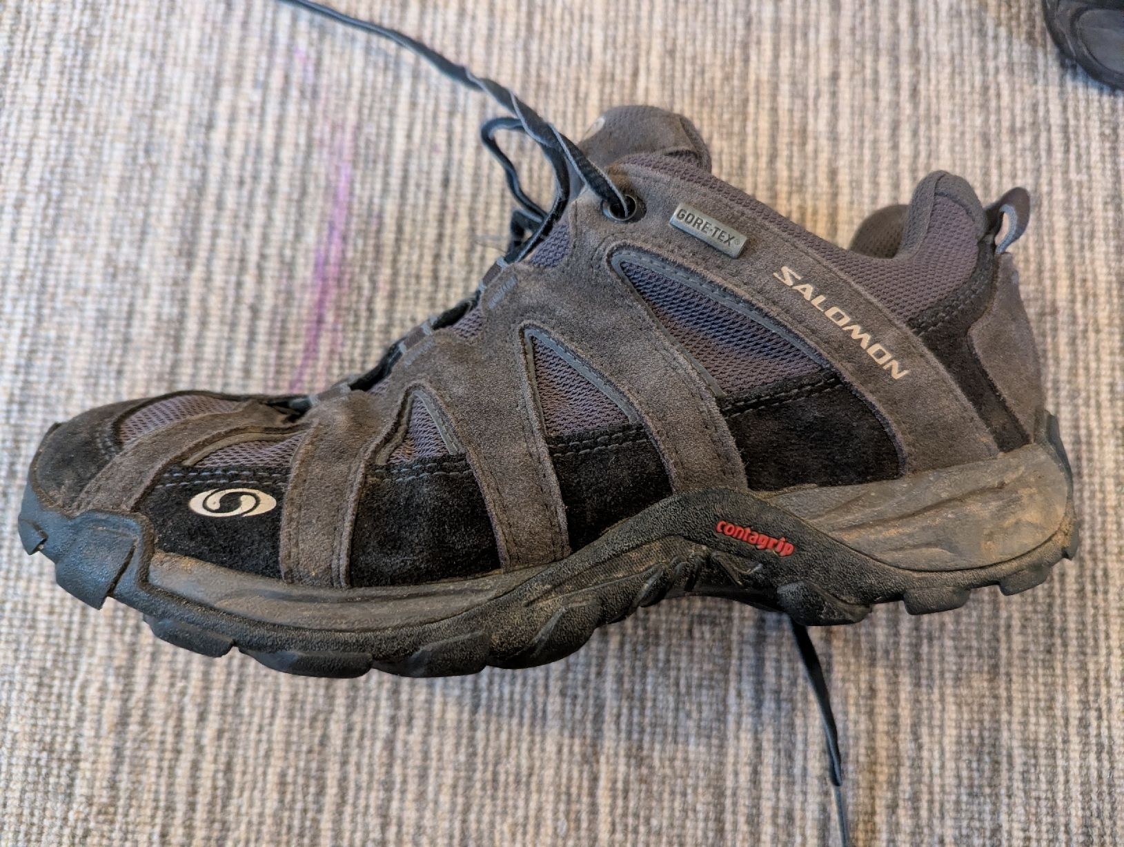 Salomon Scarpe da donna: Salomon Wanderschuhe, Grau, Grösse 41 1/3 – Usato da St. Gallen venduto da mic_6g5v 4