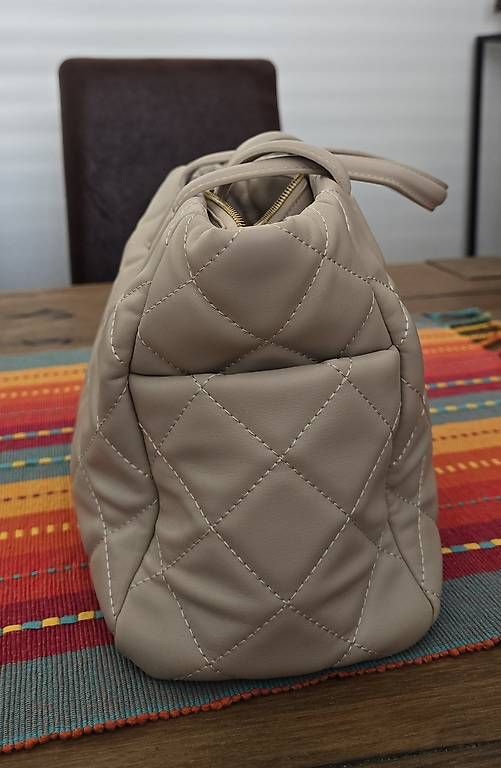Borse da donna: Valentino Bag  – Usato da Schlieren venduto da kat_t6xw 2