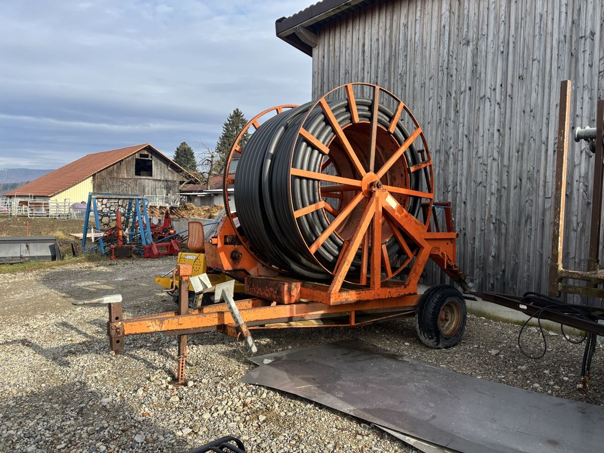 Toutes les machines: Schlauchrolle mit Verteiler – D'occasion à Buttwil par Martiwyssebach 3