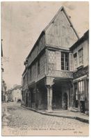 Sens - Vieille Maison à Piliers, rue Jean-Cousin