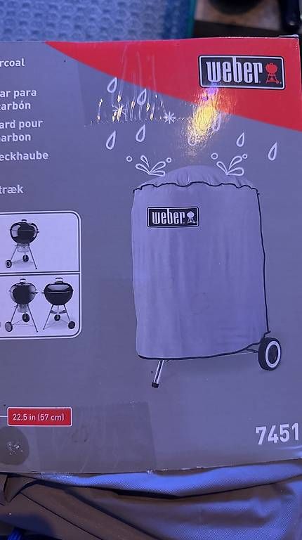 Altro: Housse de protection pour barbecue Weber – Usato da Aubonne venduto da Bubu1005
