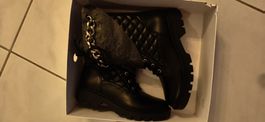 Guess Damen Stiefel schwarz Grösse 40 neu