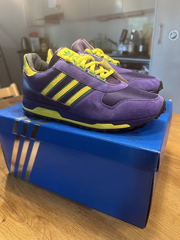 Scarpe da uomo: Adidas Tokio Low Consortium – Usato da Winterthur venduto da Regton