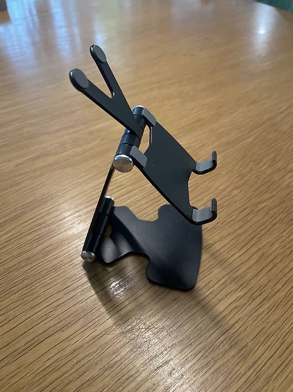 Altro in Decorazioni & Accessori: Support pliable universel pour smartphone / tablette ? métal – Usato da Gland venduto da Lawrence_1196