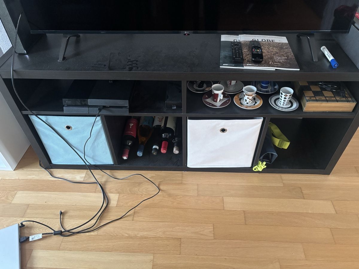 Ikea Mobili TV: TV Möbel mit zwei Stoffschubladen – Usato da Rotkreuz venduto da 11_saemi_11