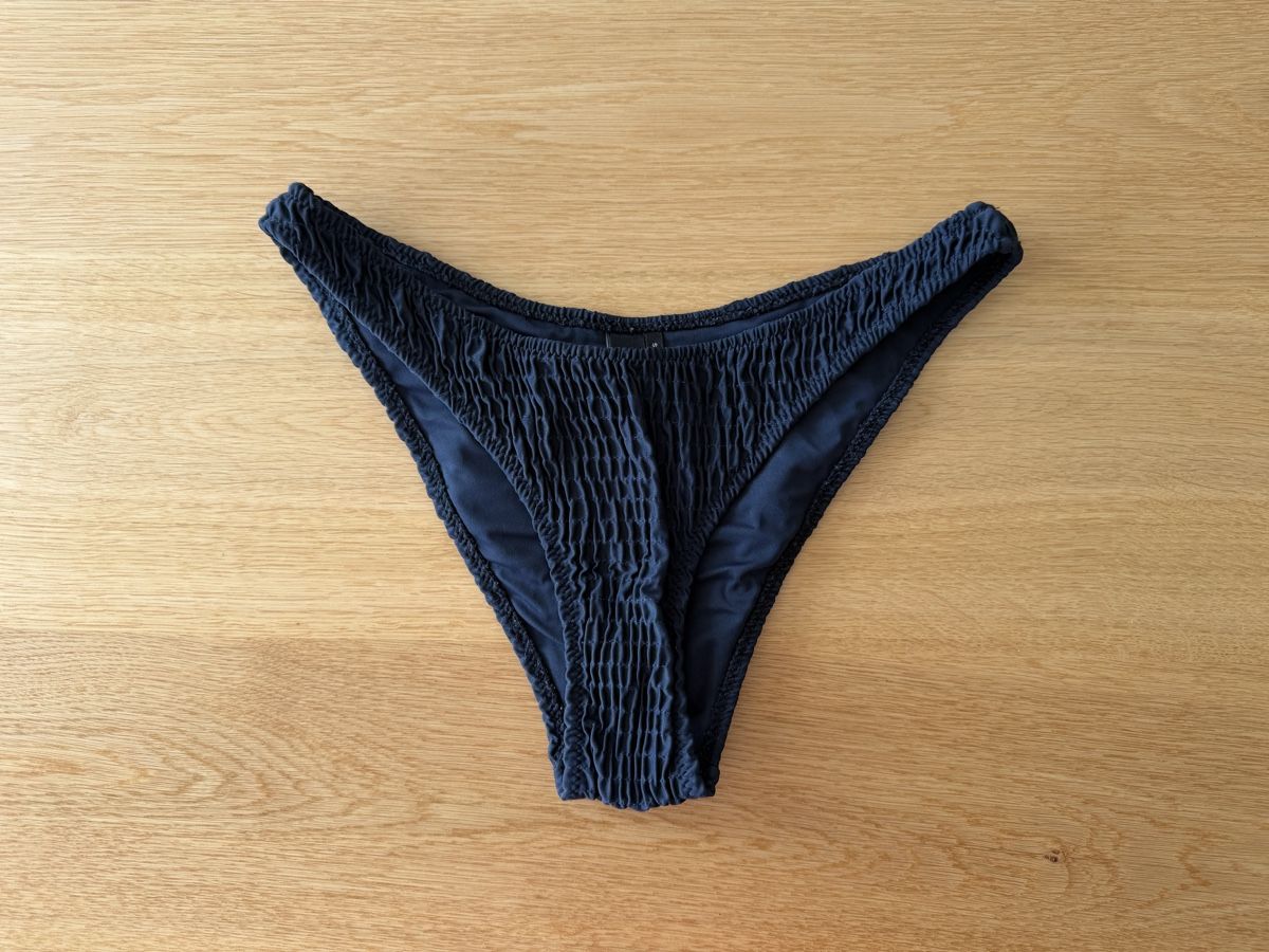 Costumi da bagno & Bikini: Triangl Bikini Bottoms Grosse S – Usato da Brunnen venduto da keusch19