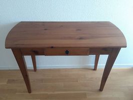 Kleiner Schreibtisch // Petit bureau // Small desk