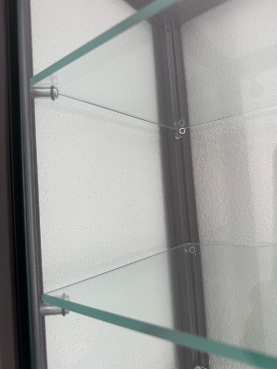 Vetrine: Vitrine für Modellautos – Usato da Dietlikon venduto da DIVO 1