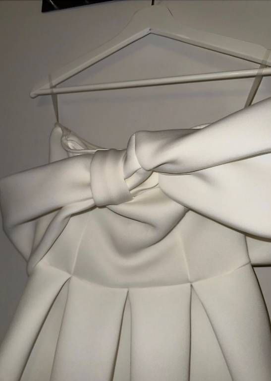 Vestiti: Blondy Kleid mit Schleife, weiss, Gr. M – Usato da Brüttisellen venduto da Ariana-24 1