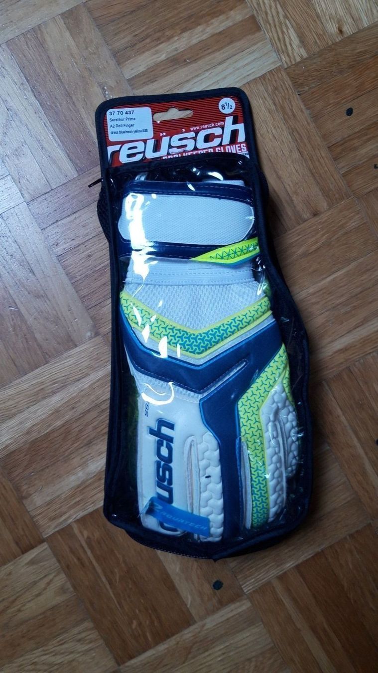 Reusch Handschuhe & Handstulpen: Reusch Serathor A2 Rollfinger (8.5) – Neu und originalverpackt aus Chambésy von gk_specialist 2