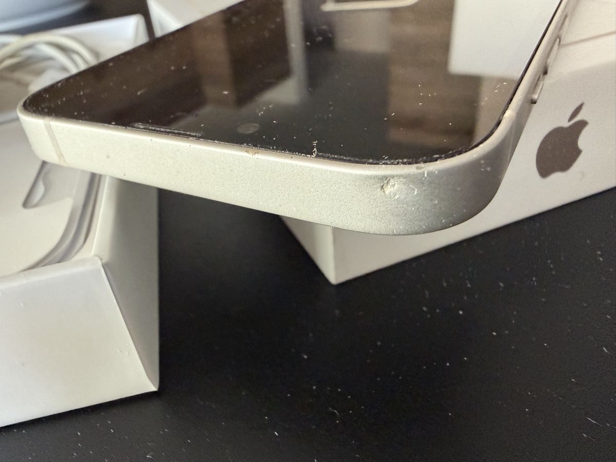 Apple Handys / Smartphones: IPhone 13, Akku 100% – Gebraucht aus Gelterkinden von kat_7h2t 5