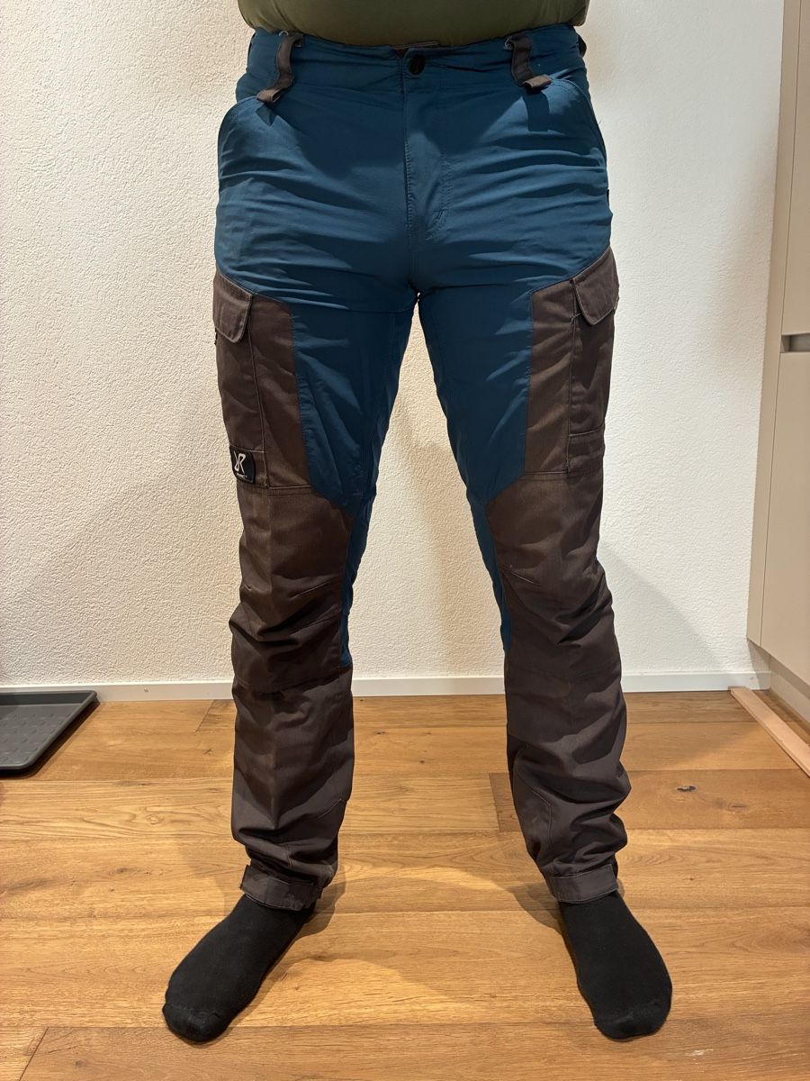 RevolutionRace Pantaloni: RevolutionRace Wanderhose Herren – Usato da Rickenbach ZH venduto da Vanijo