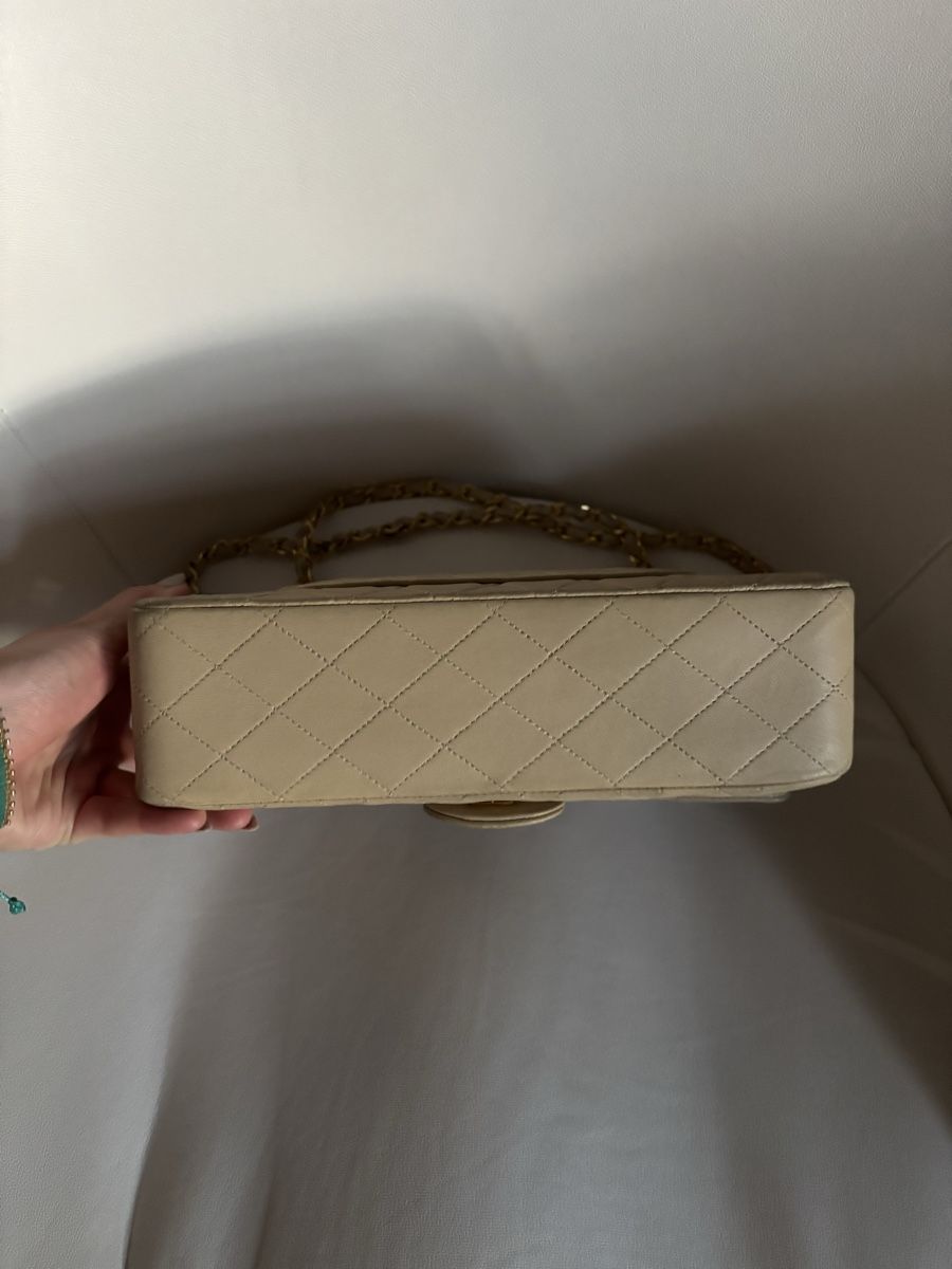 Chanel Borse da donna: Chanel Medium Flap Bag in Beige – Usato da Zollikon venduto da han_rvt8 3