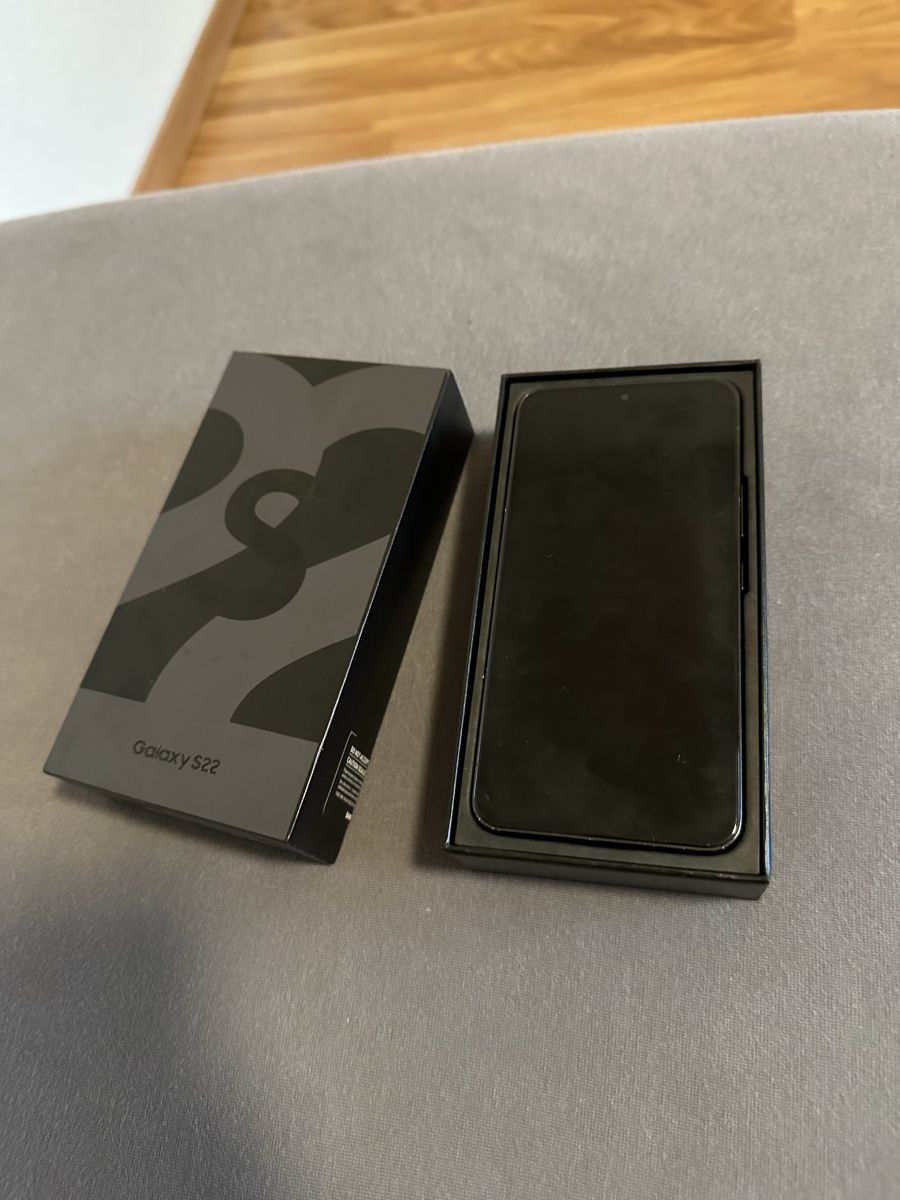 Samsung Handys / Smartphones: Samsung s22 black phantom 256gb avec garantie valable – Gebraucht aus Court von PokeClem 3