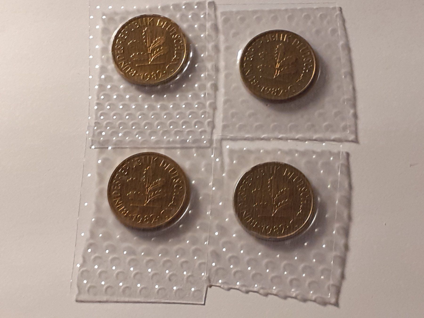 Tutti le monete: 4x 5 Pfennig 1982 Stgl – Nuovo (secondo la descrizione) da Pravidondaz venduto da LVtik 1