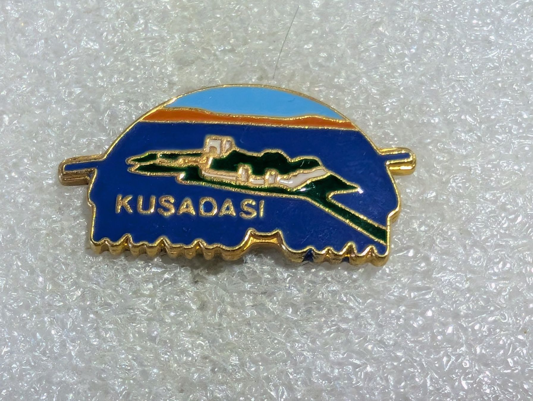 Placchette & Badge: Ansteckpin 191: Kusadasi – Usato da Oppligen venduto da Pin-Fall-Shop