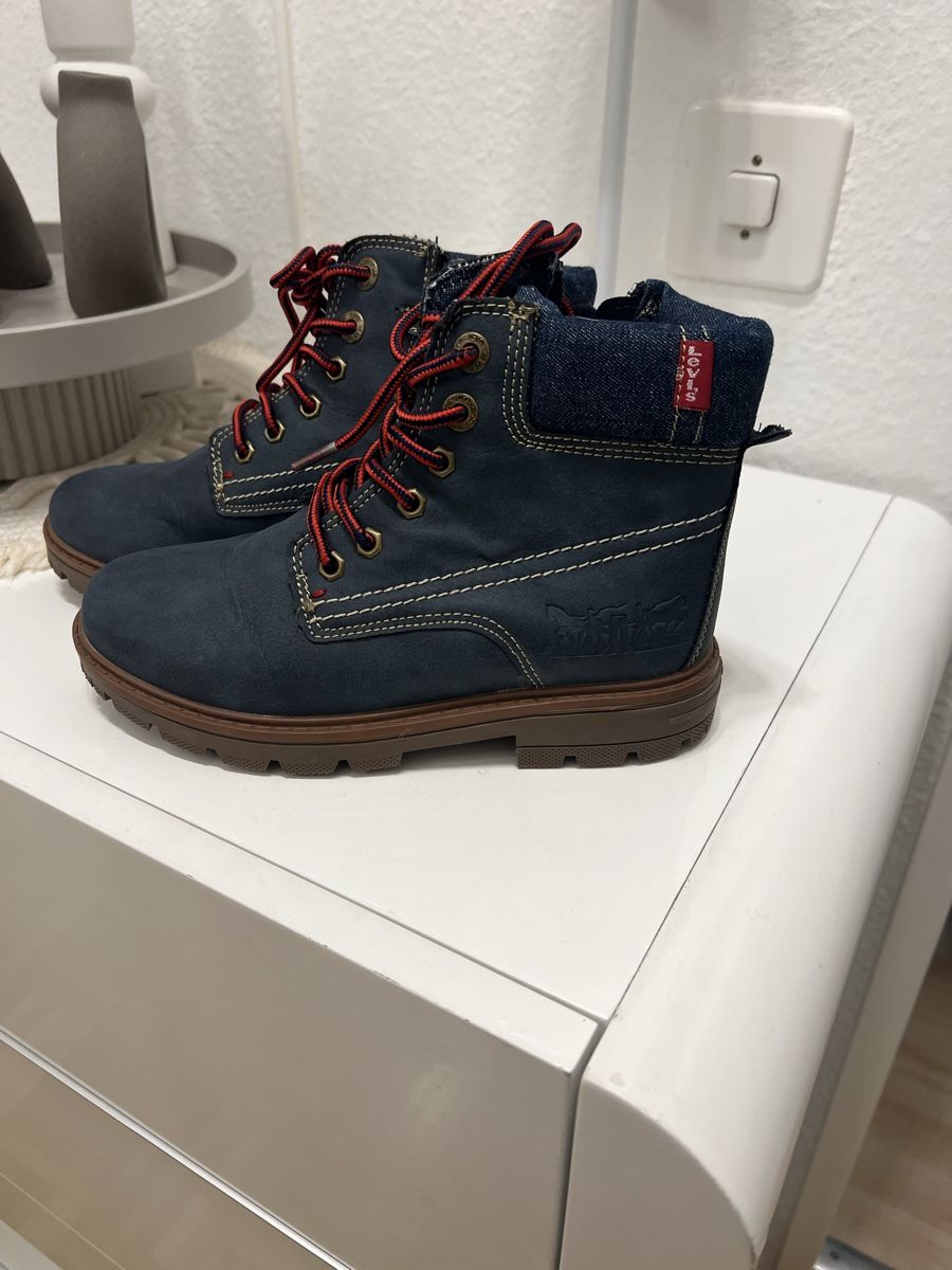Levi's Scarpe per ragazzi: LEVIS LEDERBOOTS NAVY NEU GR 33 – Nuovo (secondo la descrizione) da Basel venduto da theo-g77